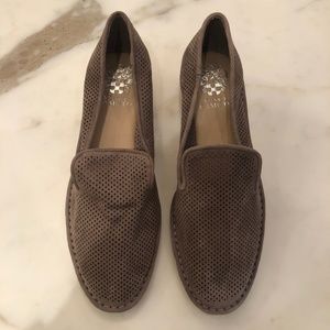 Vince Camuto Gwenna Light Brown SlipOn Sneaker 6.5